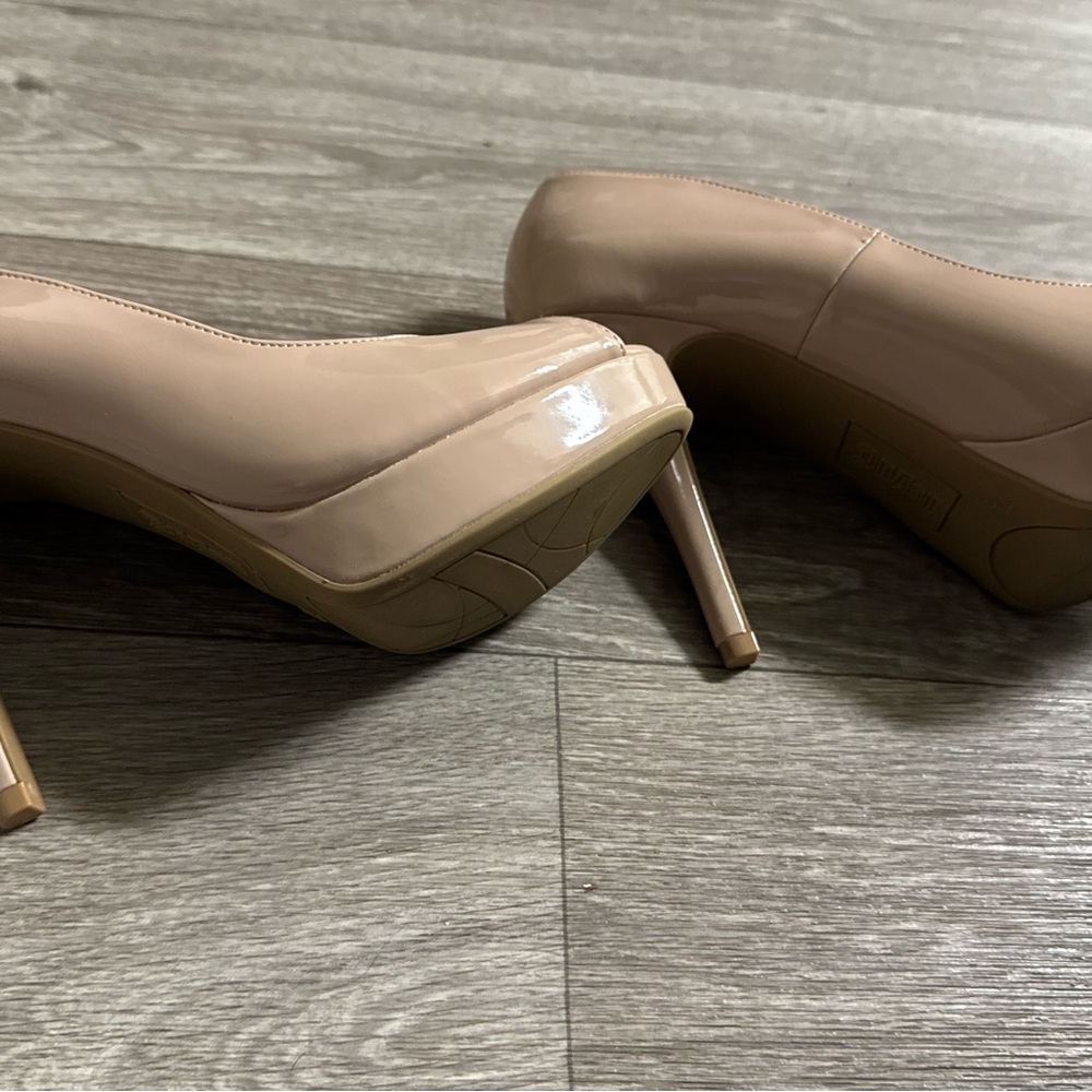 Brash Platform Peep Toe Stilleto Pumps - Picture 5 of 5